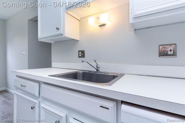 3567 Burbank Drive, Ann Arbor, MI 48105