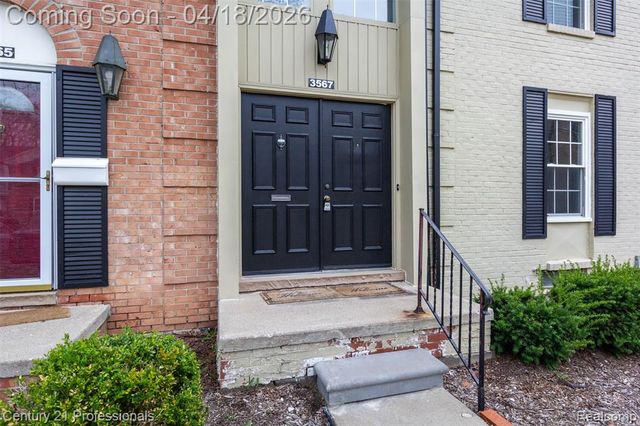 3567 Burbank Drive, Ann Arbor, MI 48105