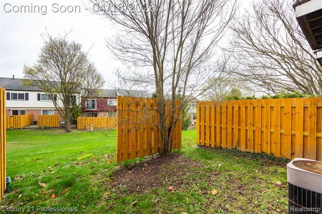 3567 Burbank Drive, Ann Arbor, MI 48105