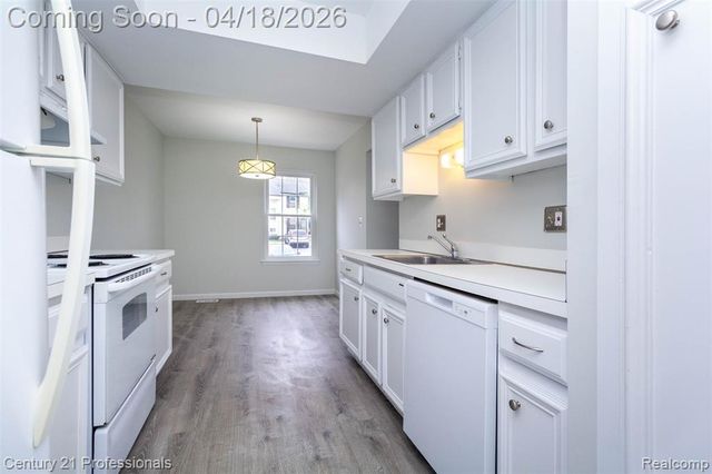 3567 Burbank Drive, Ann Arbor, MI 48105