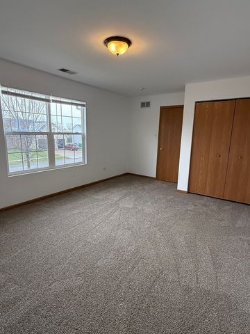 1004 Ann Street, Joliet, IL 60435