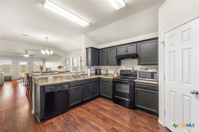 1302 Shims Boulevard, Killeen, TX 76543
