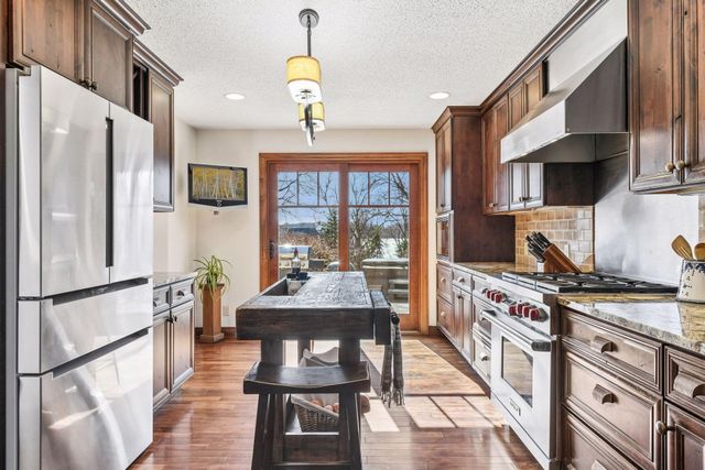 6220 Barberry Circle, Excelsior, MN 55331