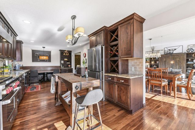 6220 Barberry Circle, Excelsior, MN 55331