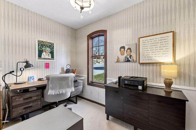 6220 Barberry Circle, Excelsior, MN 55331