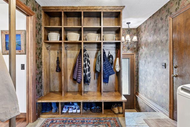 6220 Barberry Circle, Excelsior, MN 55331