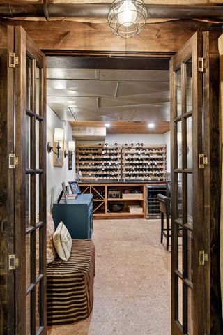 6220 Barberry Circle, Excelsior, MN 55331