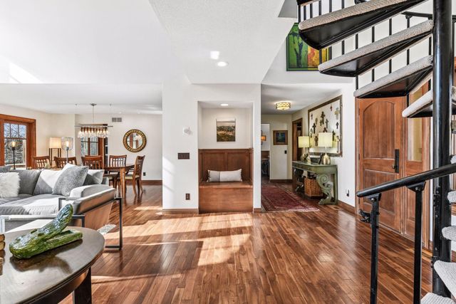 6220 Barberry Circle, Excelsior, MN 55331