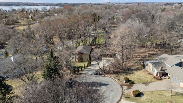 6220 Barberry Circle, Excelsior, MN 55331