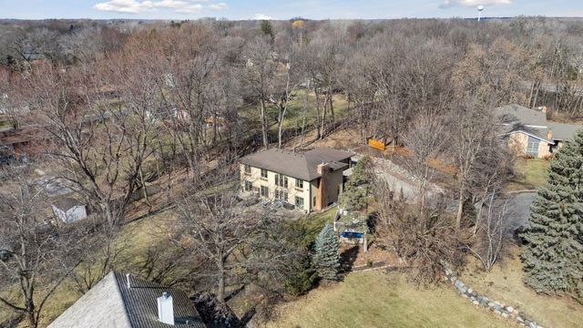 6220 Barberry Circle, Excelsior, MN 55331