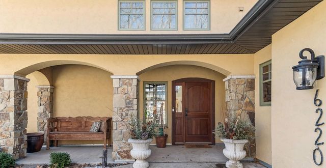 6220 Barberry Circle, Excelsior, MN 55331