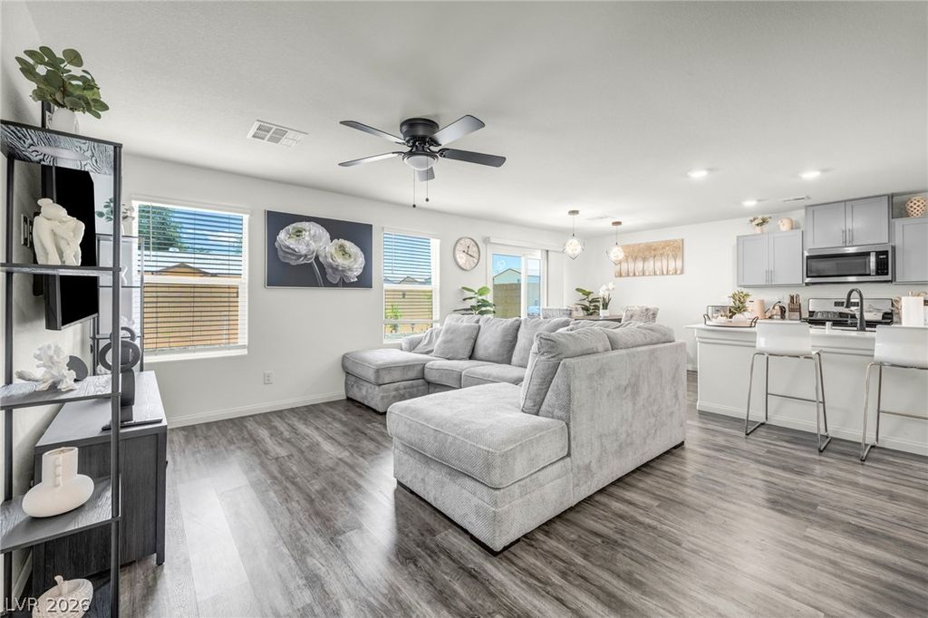 630 Harmony Rock Avenue, North Las Vegas, NV 89081 — photo 3