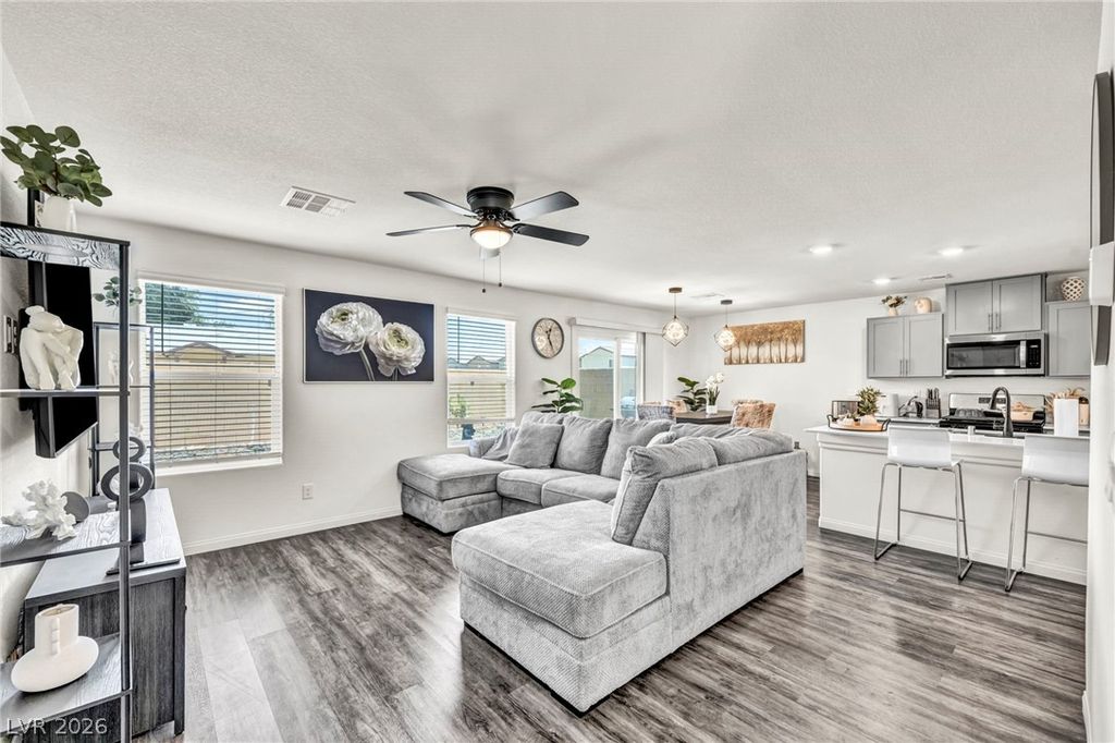 630 Harmony Rock Avenue, North Las Vegas, NV 89081 — photo 5