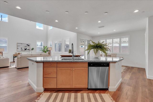 3005 N Dayton Street, Visalia, CA 93291