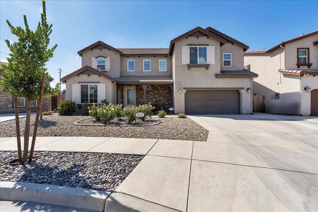 3005 N Dayton Street, Visalia, CA 93291