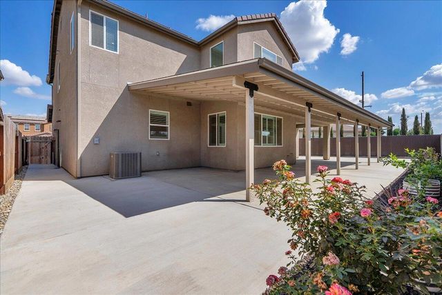 3005 N Dayton Street, Visalia, CA 93291