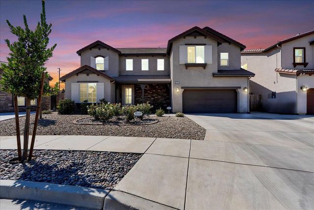 3005 N Dayton Street, Visalia, CA 93291