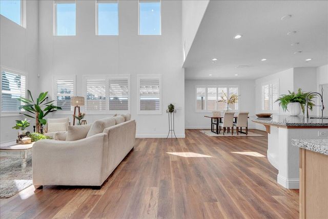 3005 N Dayton Street, Visalia, CA 93291