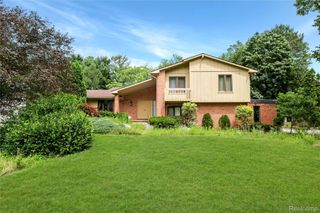 1321 Highland Meadows, Flint Charter Township, MI 48532