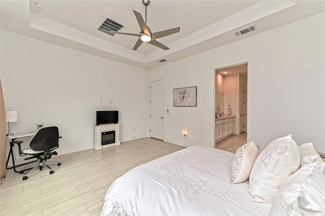 401 Trabuco BND, Liberty Hill, TX 78642