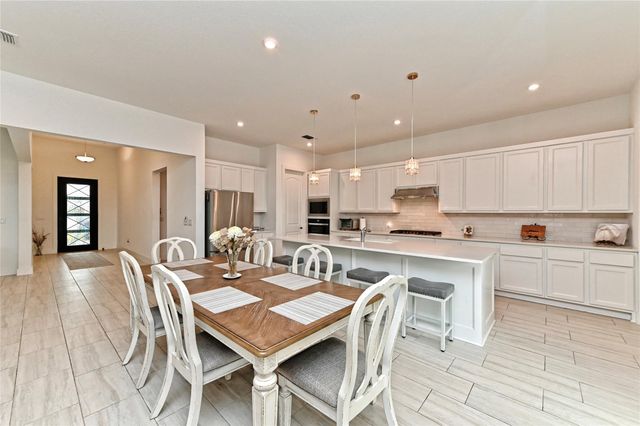 401 Trabuco BND, Liberty Hill, TX 78642