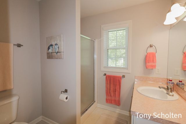 7260 Oaklane Court, Hudsonville, MI 49426