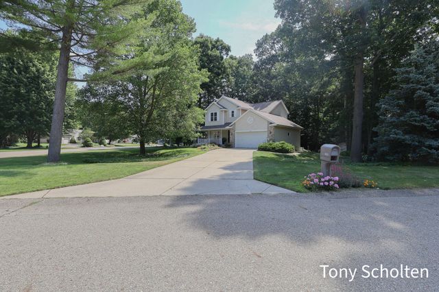 7260 Oaklane Court, Hudsonville, MI 49426