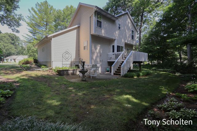 7260 Oaklane Court, Hudsonville, MI 49426