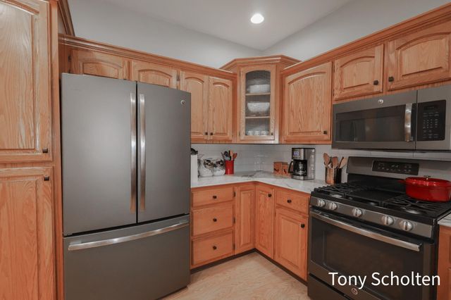 7260 Oaklane Court, Hudsonville, MI 49426