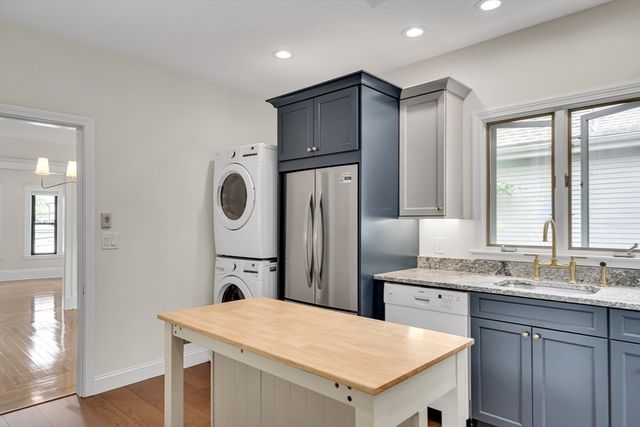 34 Ware St. 2, Somerville, MA 02144