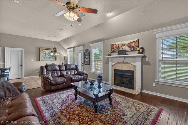 12515 Douglas Drive, Fort Smith, AR 72916
