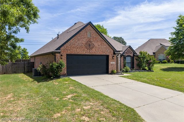 12515 Douglas Drive, Fort Smith, AR 72916