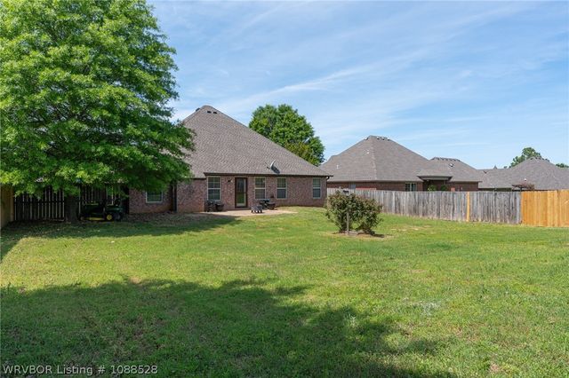 12515 Douglas Drive, Fort Smith, AR 72916