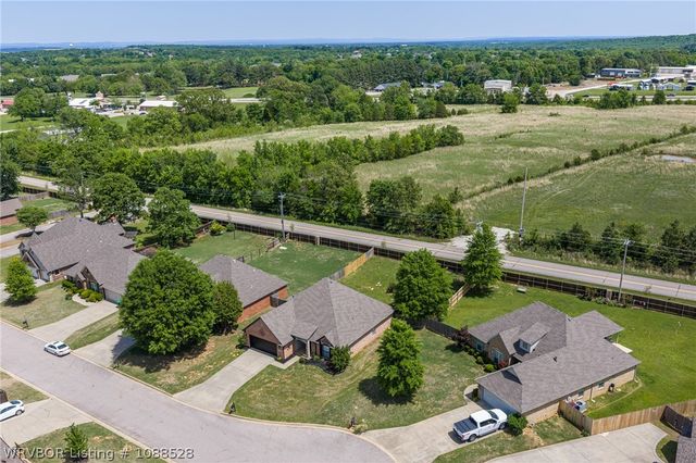 12515 Douglas Drive, Fort Smith, AR 72916
