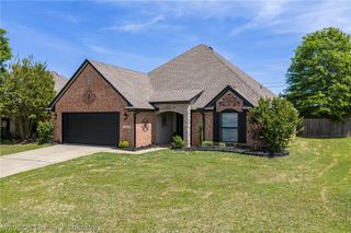 12515 Douglas Drive, Fort Smith, AR 72916
