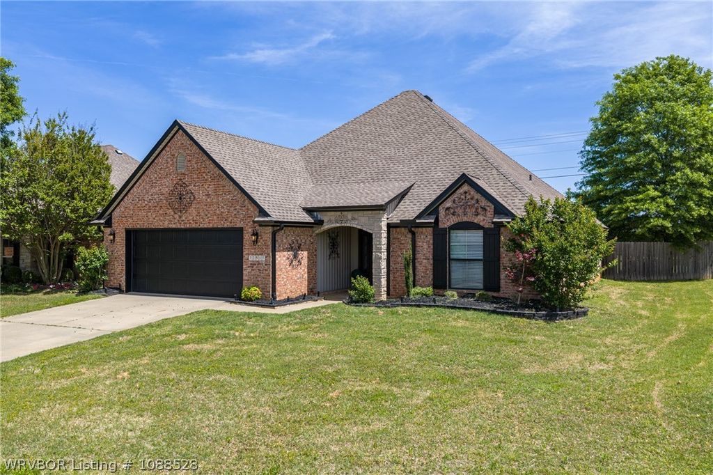 12515 Douglas Drive, Fort Smith, AR 72916