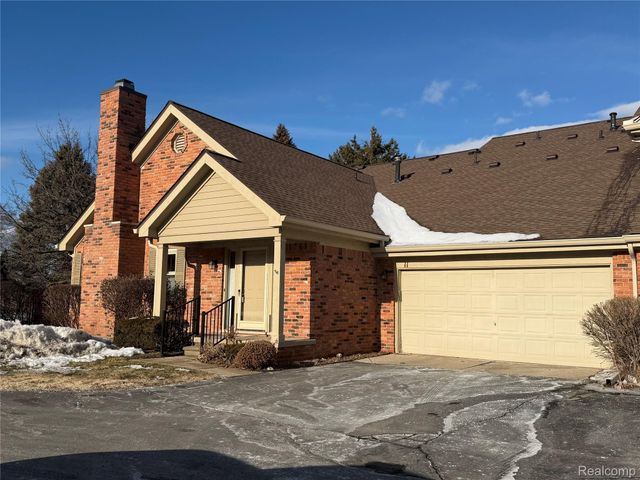 11 Oxford Court, Dearborn, MI 48124