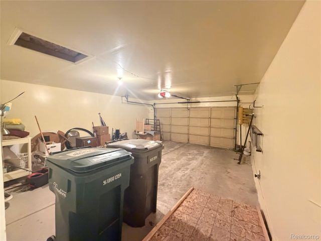 11 Oxford Court, Dearborn, MI 48124