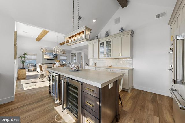 1487 PAUL BLVD, Manahawkin, NJ 08050