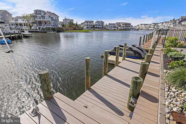 1487 PAUL BLVD, Manahawkin, NJ 08050