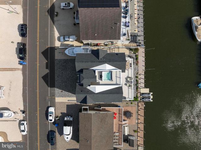 1487 PAUL BLVD, Manahawkin, NJ 08050