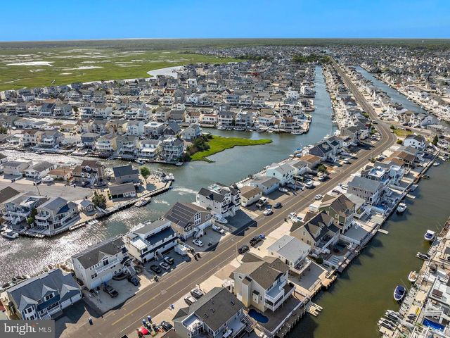 1487 PAUL BLVD, Manahawkin, NJ 08050