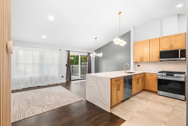 531 Lasalle Lane, Buffalo Grove, IL 60089