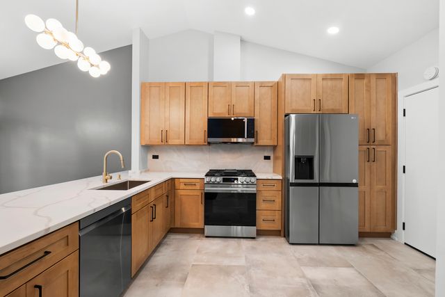 531 Lasalle Lane, Buffalo Grove, IL 60089