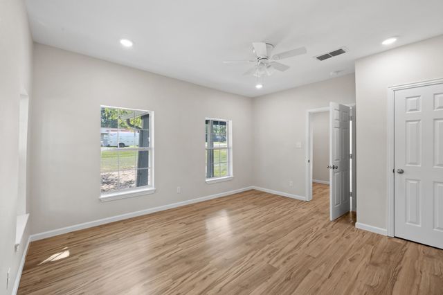 607 E Duval St., Troup, TX 75789