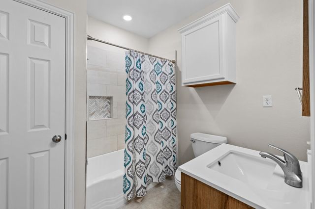 607 E Duval St., Troup, TX 75789