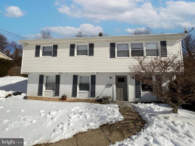 6515 CARRIAGE DR, Alexandria, VA 22310