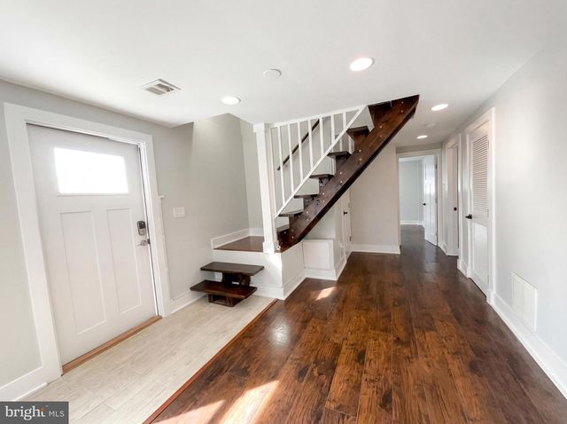 6515 CARRIAGE DR, Alexandria, VA 22310