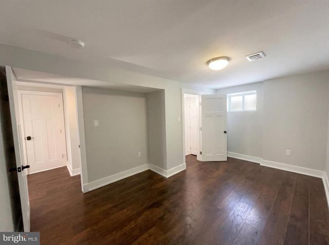 6515 CARRIAGE DR, Alexandria, VA 22310