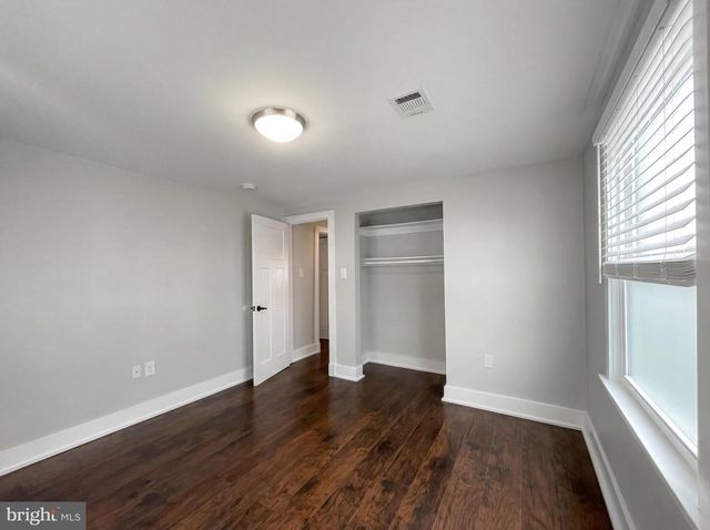 6515 CARRIAGE DR, Alexandria, VA 22310